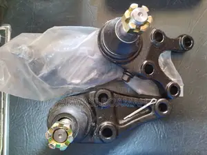 Mitsubishi Pajero, Montero Lower Ball Joint