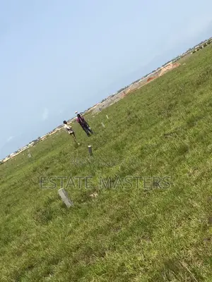 Excellent Lands Up for Sale.