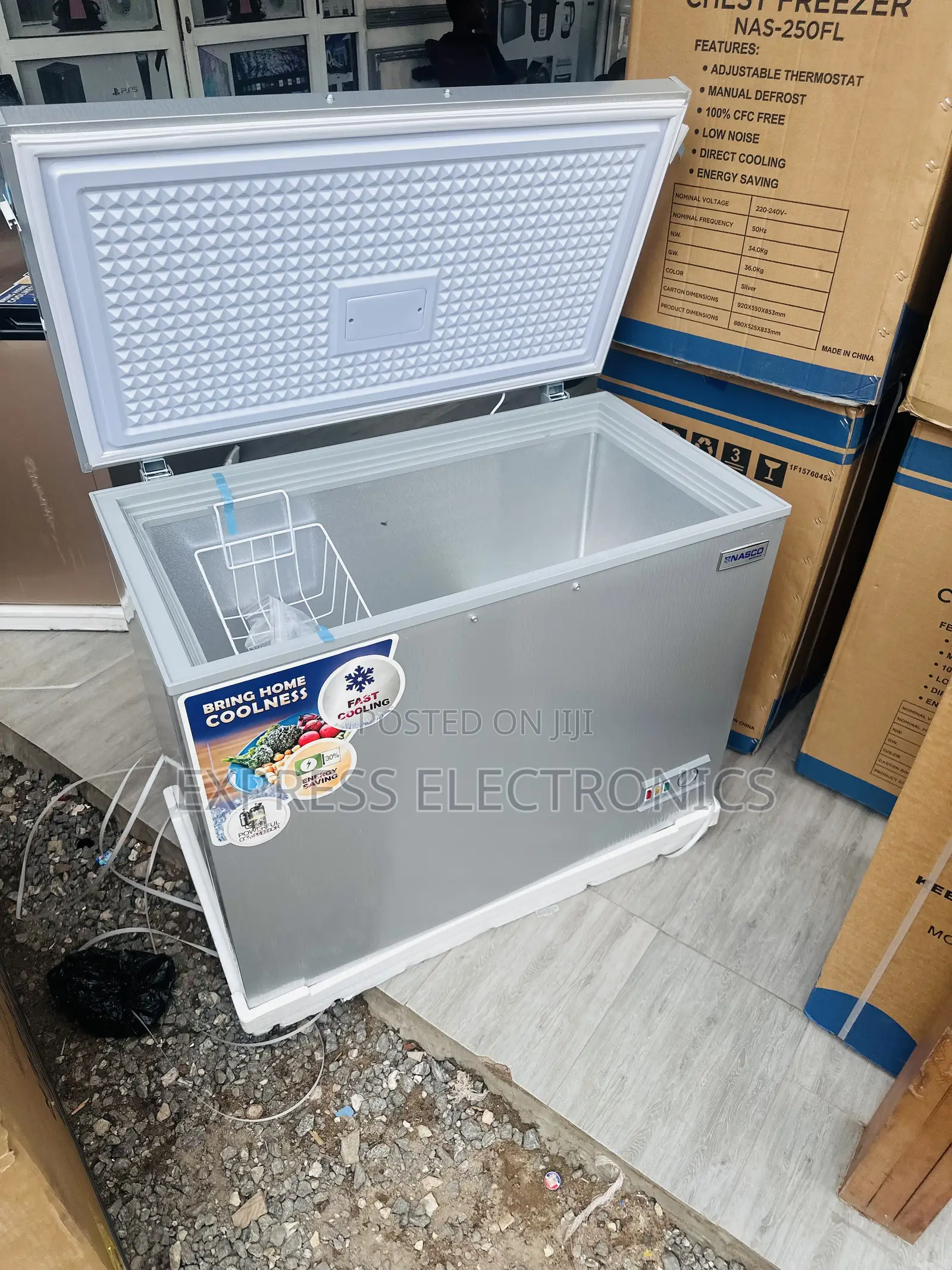 Fresh Nasco Chest Freezer Single Door 250L Nas-350fl