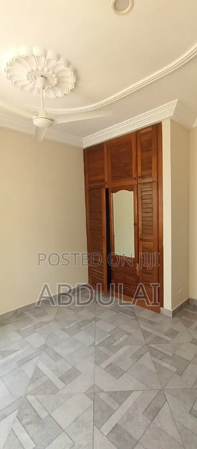 2bdrm Apartment in Abdulai Property  ,, Pillar 2 for rent