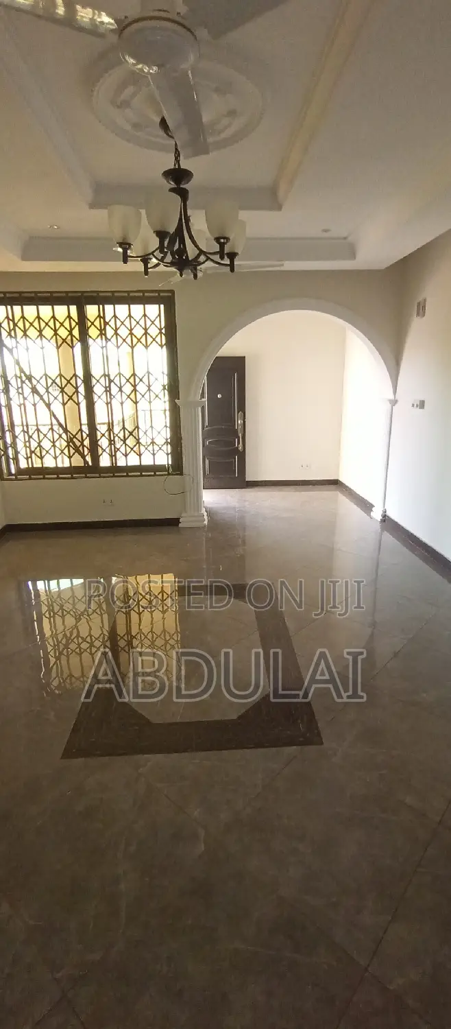 2bdrm Apartment in Abdulai Property  ,, Pillar 2 for rent