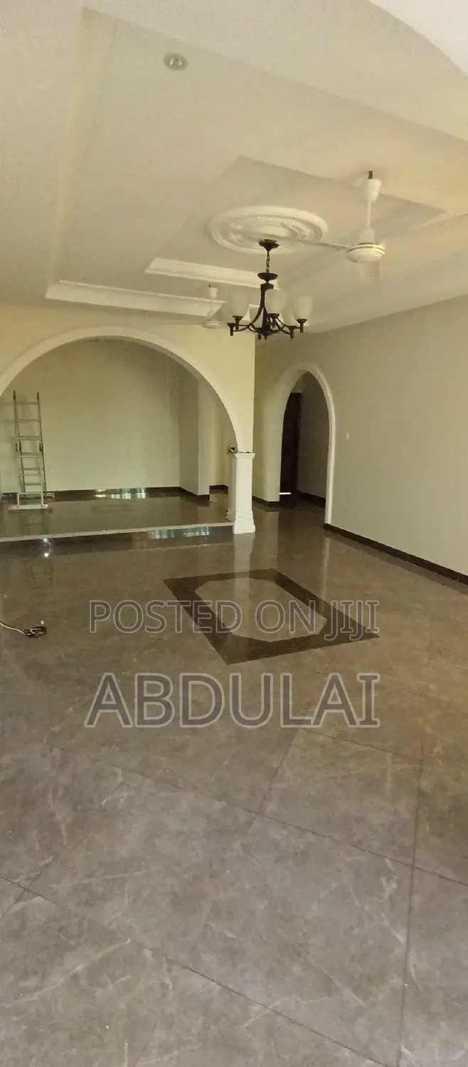 2bdrm Apartment in Abdulai Property  ,, Pillar 2 for rent