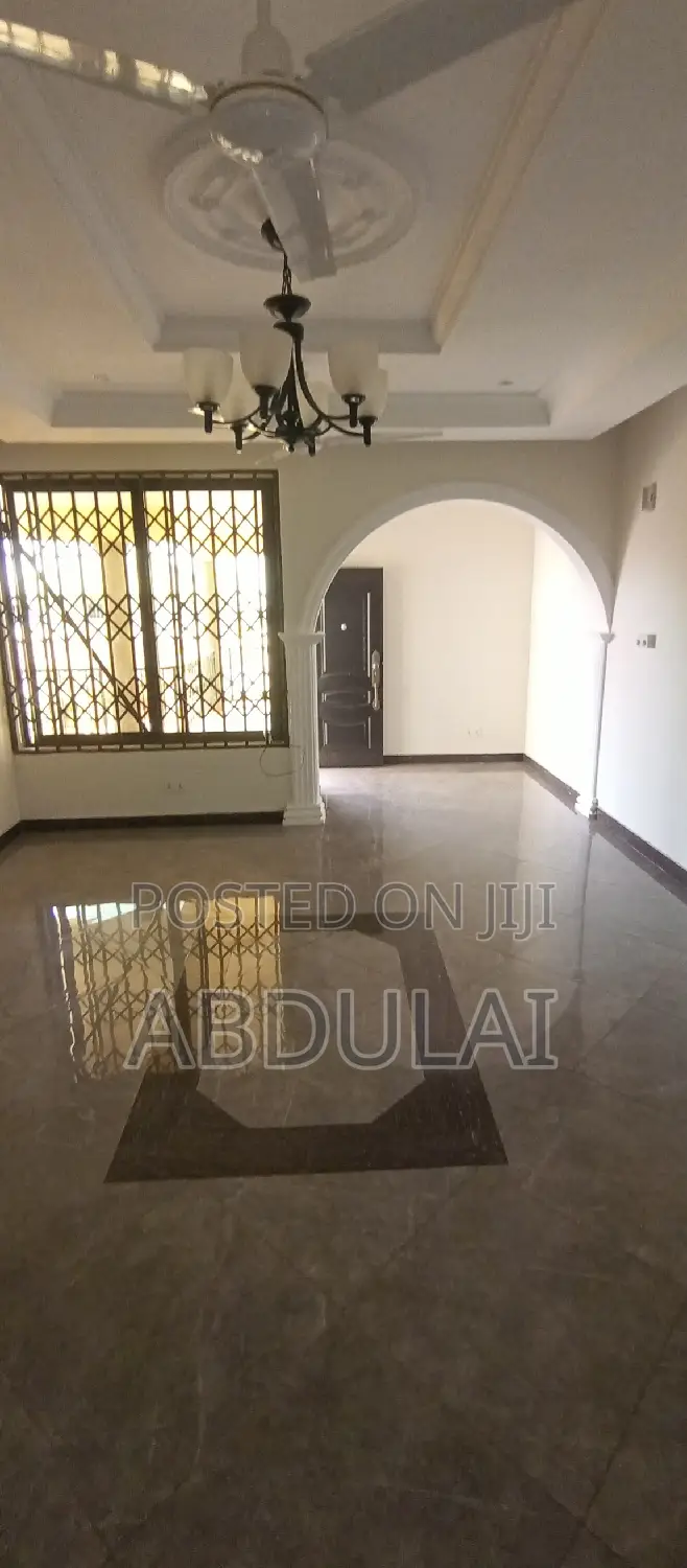 2bdrm Apartment in Abdulai Property  ,, Pillar 2 for rent