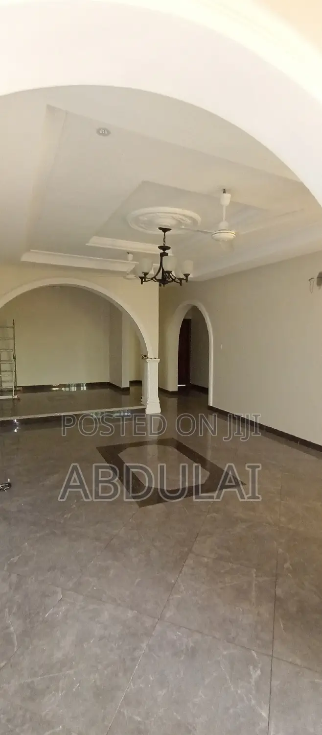 2bdrm Apartment in Abdulai Property  ,, Pillar 2 for rent