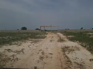Unique Plots Fully Registered