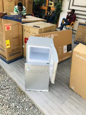 Nasf2-11fl Doubledoor Gray Topfreezer Tabletop Fridge