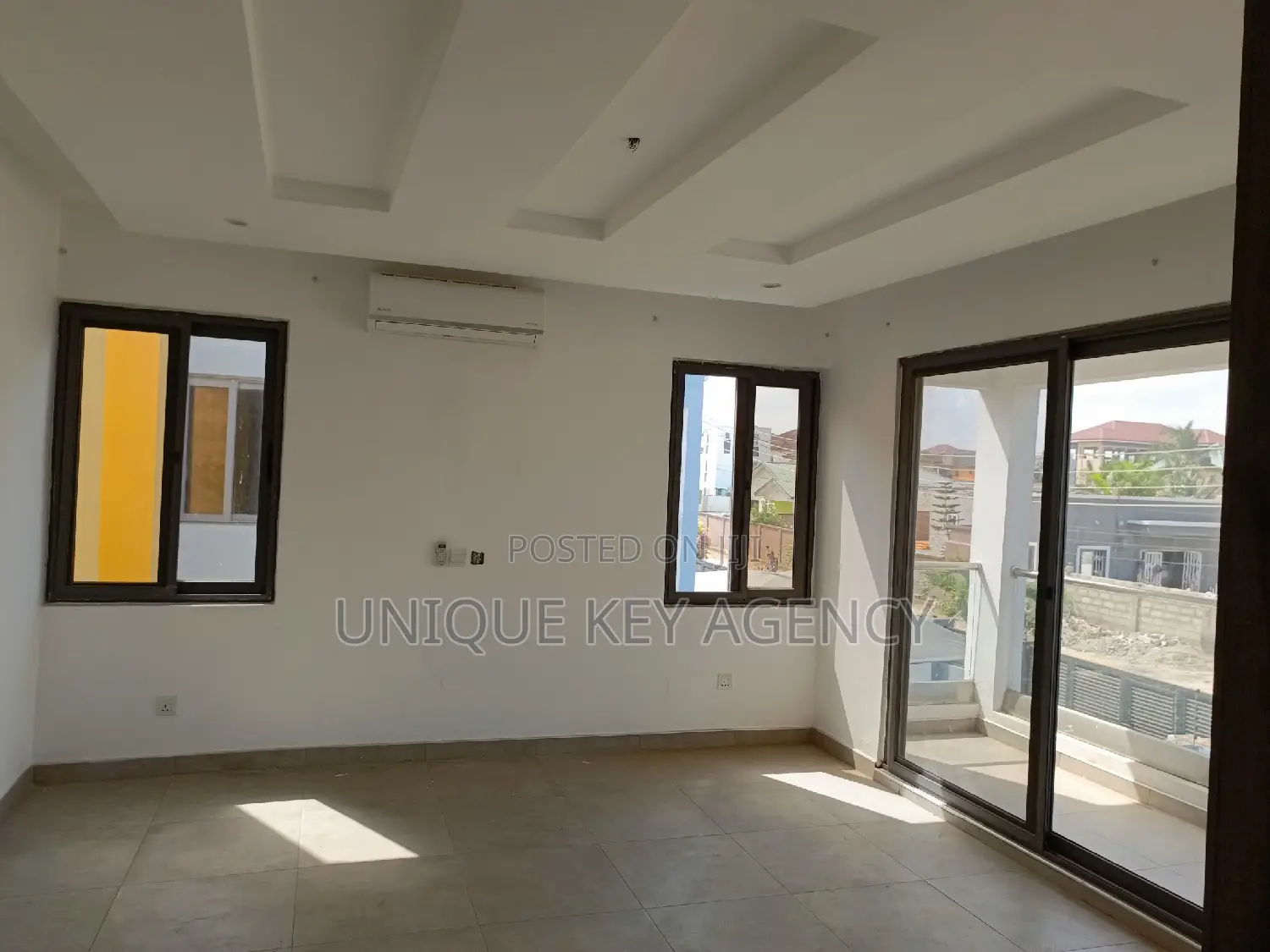 4bdrm Apartment in Unique Key Agency, Tseaddo for rent