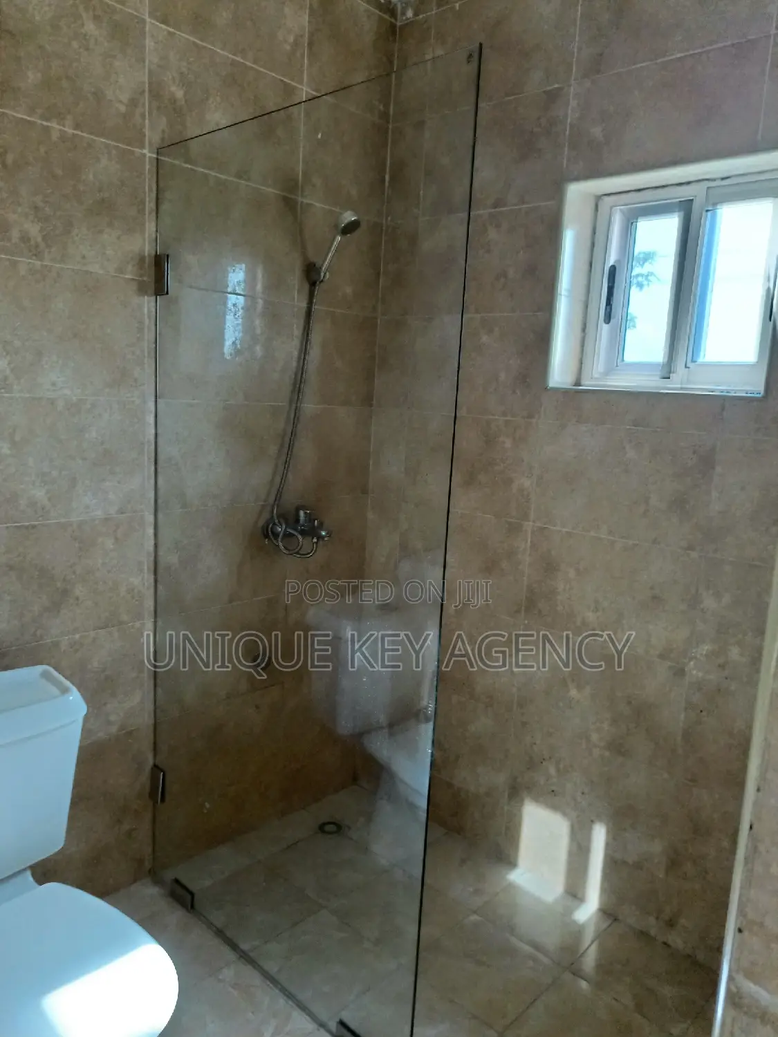 4bdrm House in Unique Key Agency, Airport Residential Area for rent