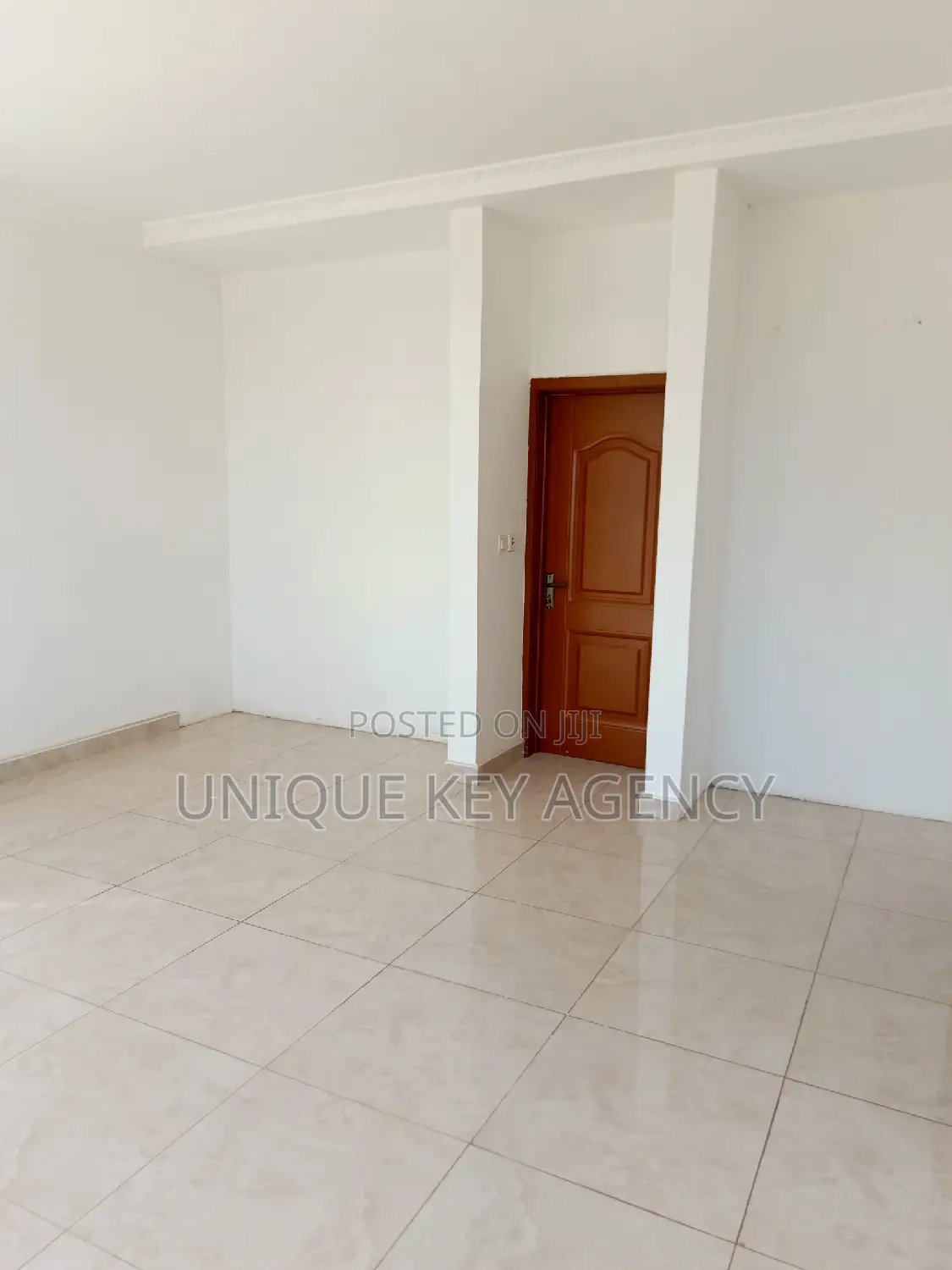 4bdrm House in Unique Key Agency, Airport Residential Area for rent