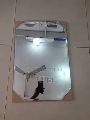 Plain Mirror Crystal Clear