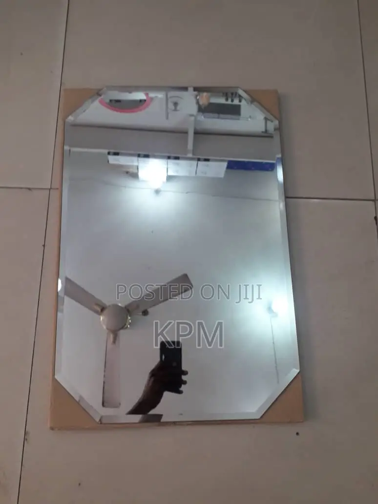 Plain Mirror Crystal Clear