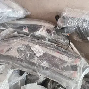 Highlander 2018 Headlight Pair