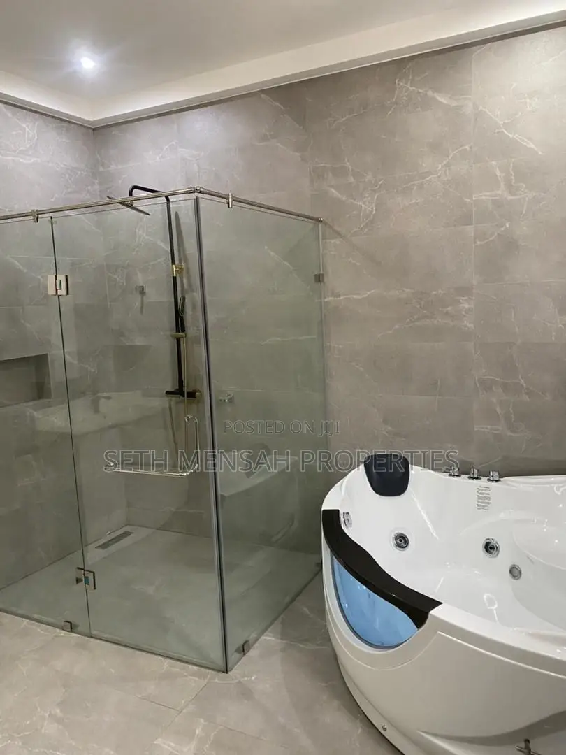 Furnished 4bdrm House in Skm, East Legon for rent