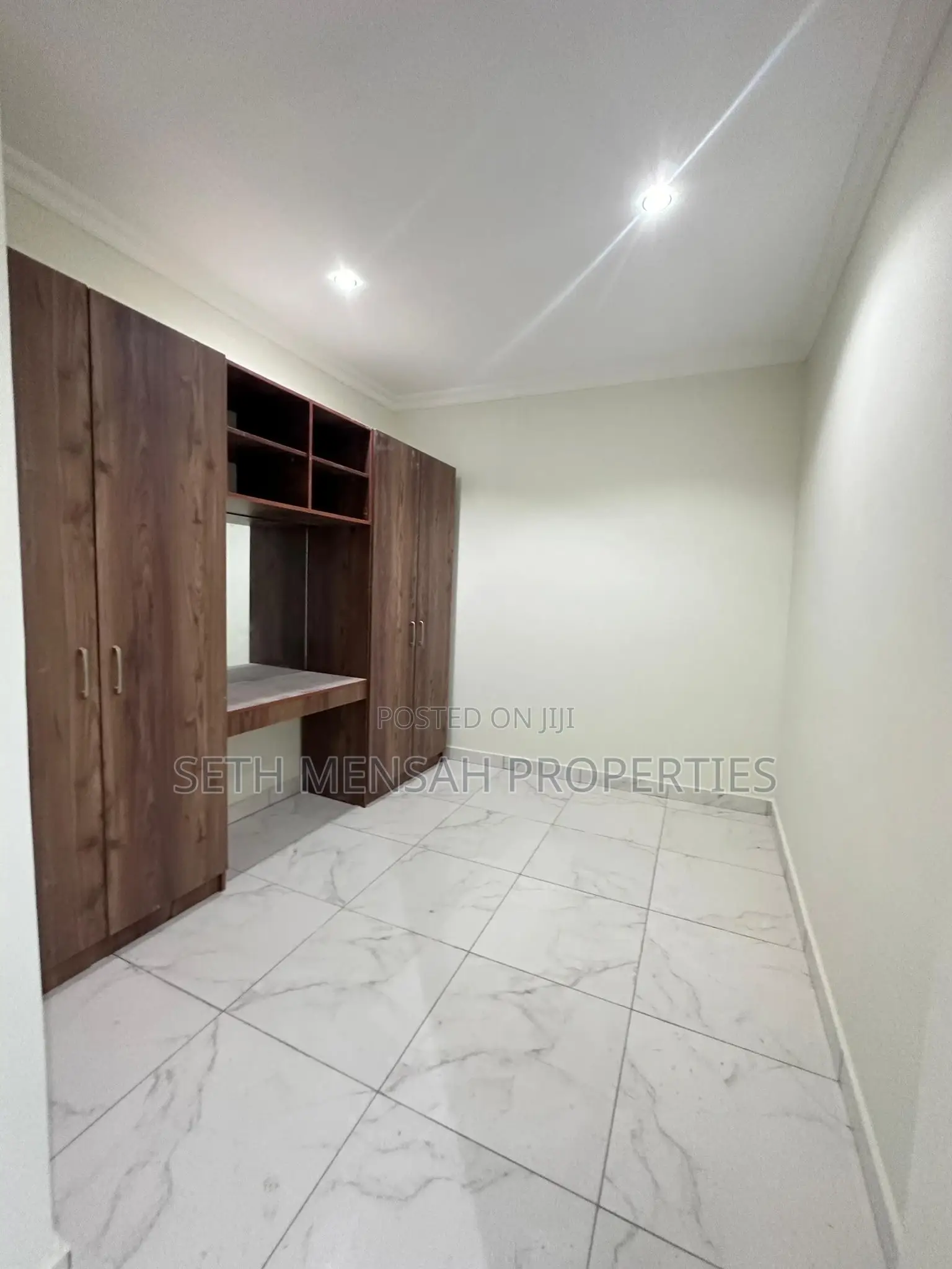 Furnished 4bdrm House in Skm, East Legon for rent