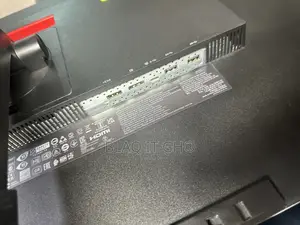 32 Inches Lenovo QHD IPS With Type C