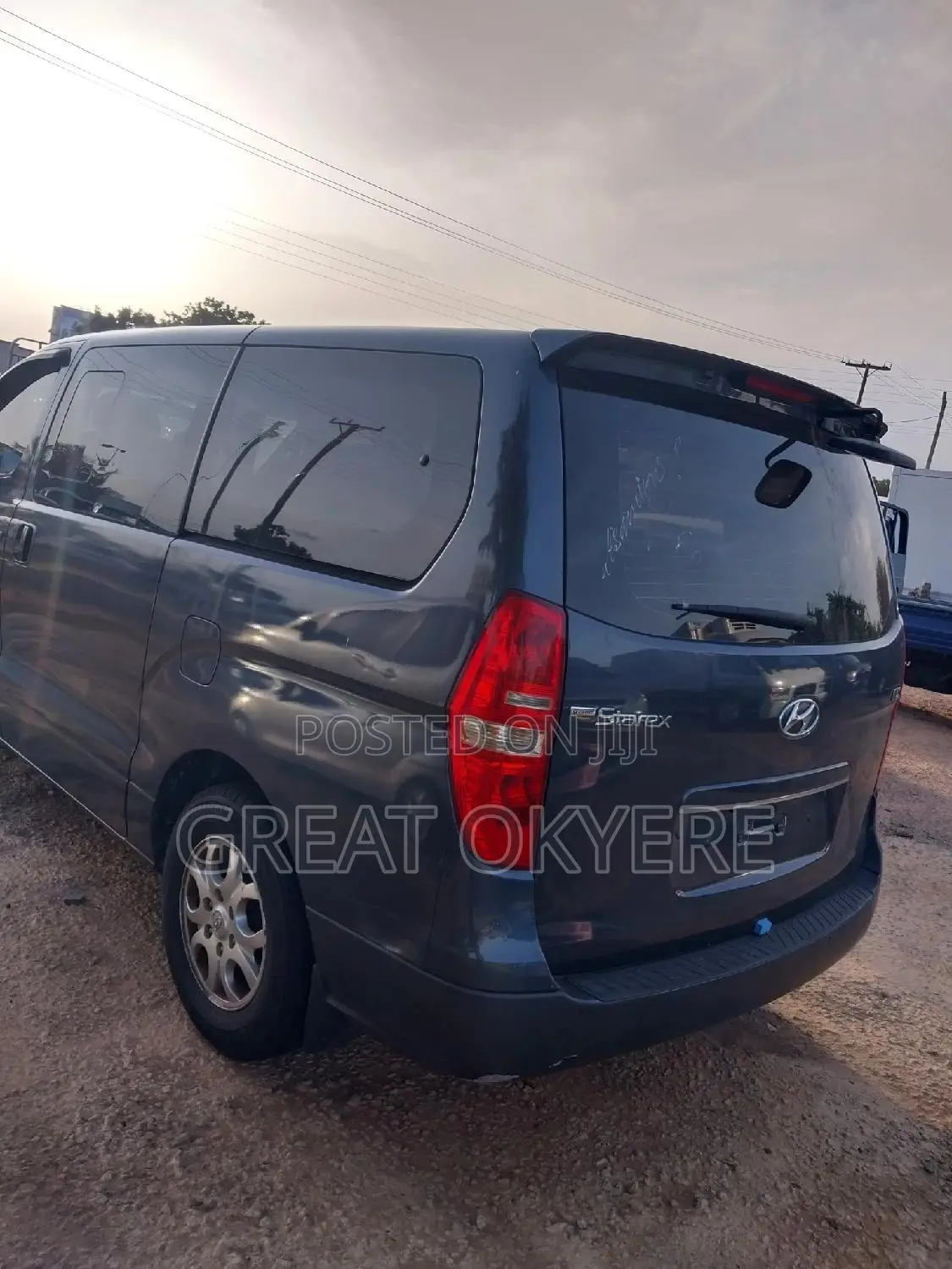 Hyundai Starex 2013 Grey