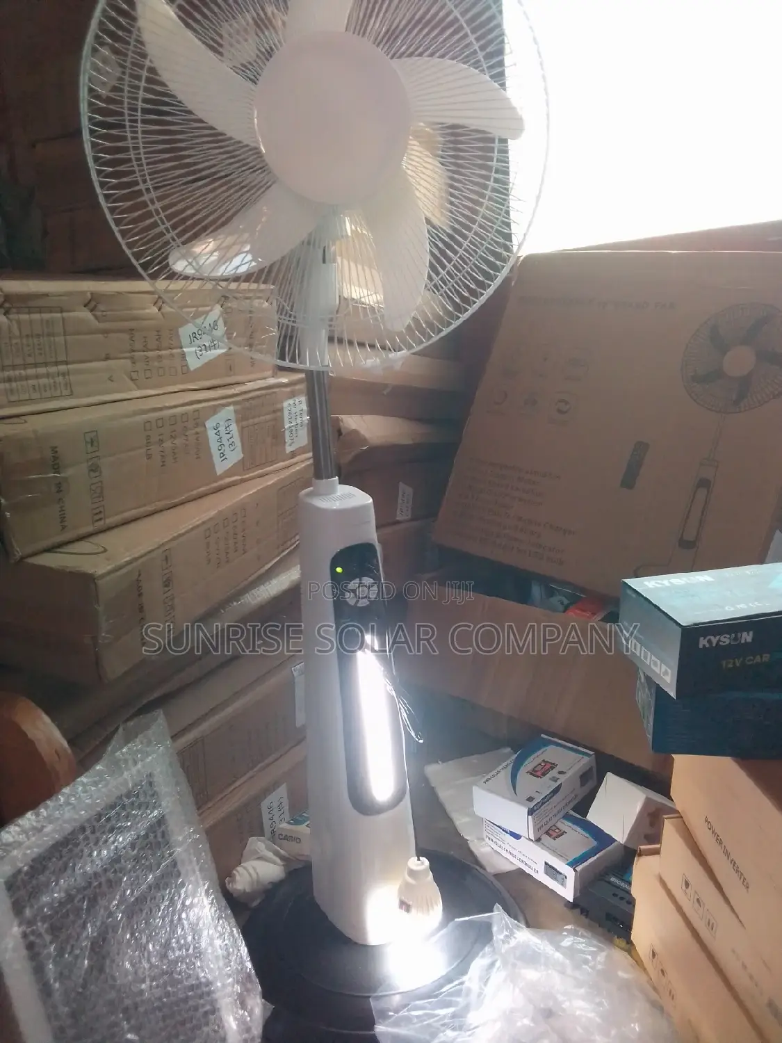 Rechargeable Fan With Solar Panel