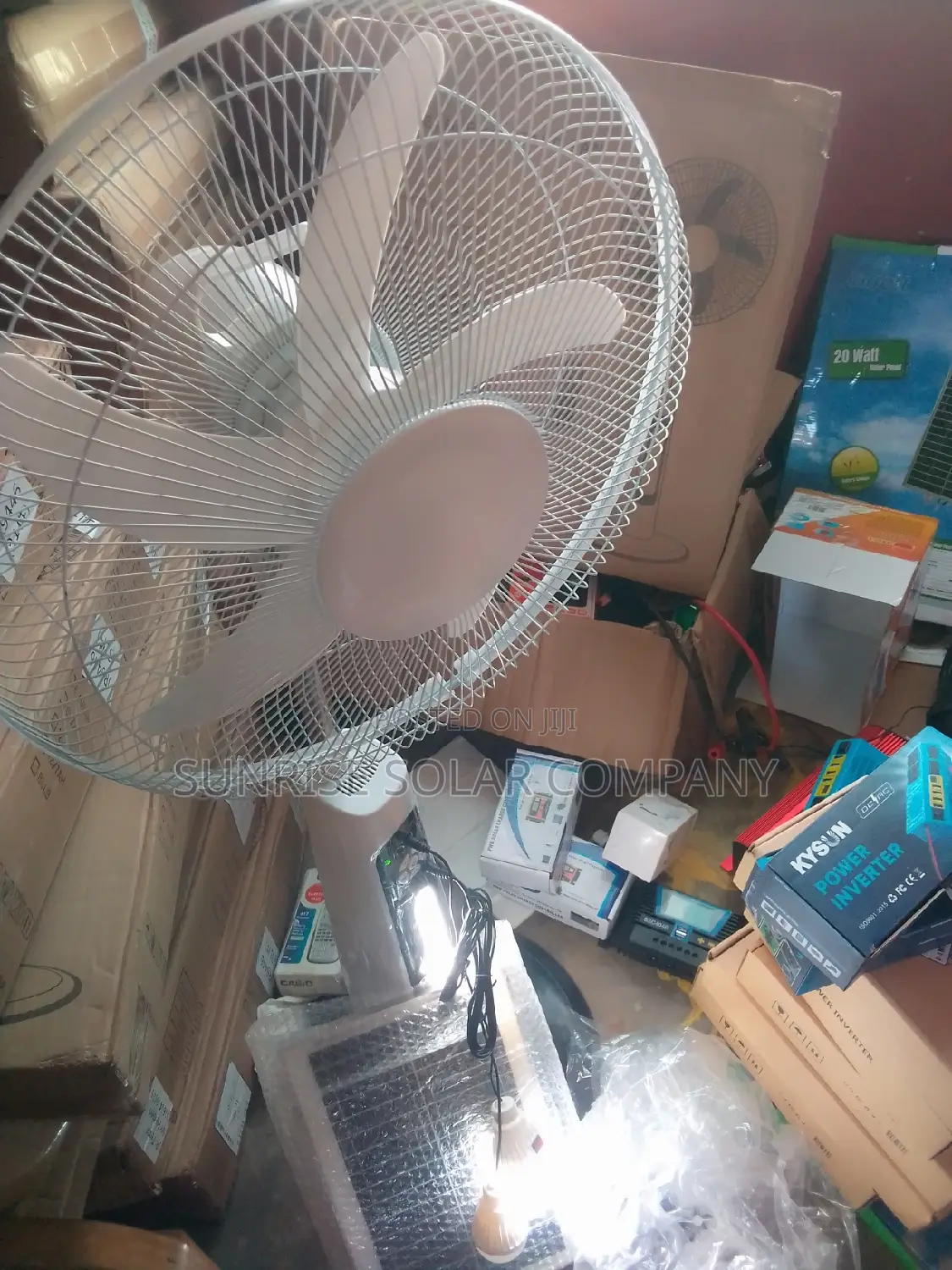 Rechargeable Fan With Solar Panel