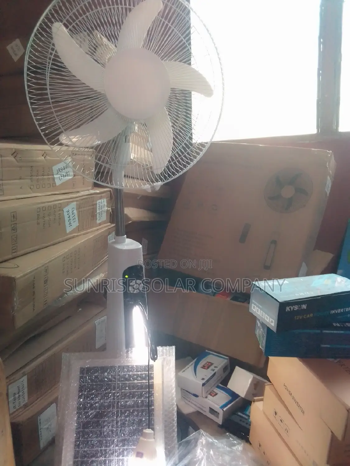 Rechargeable Fan With Solar Panel