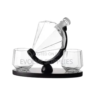 1 Litre Diamond Shaped Decanter