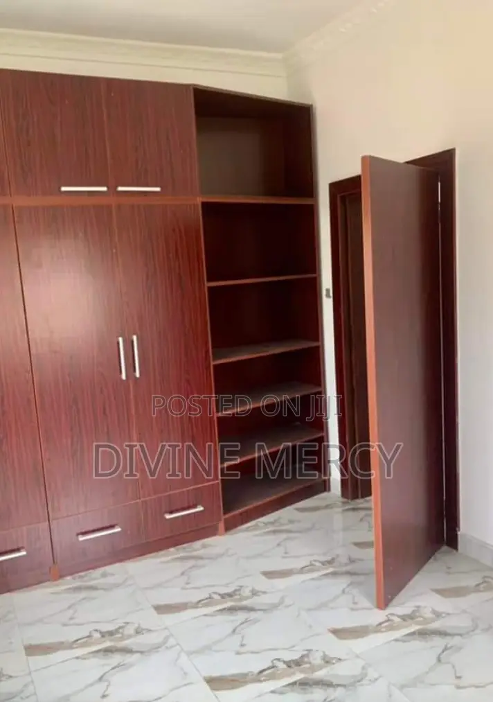 3bdrm Bungalow in Kasoa, Awutu Senya East Municipal for sale