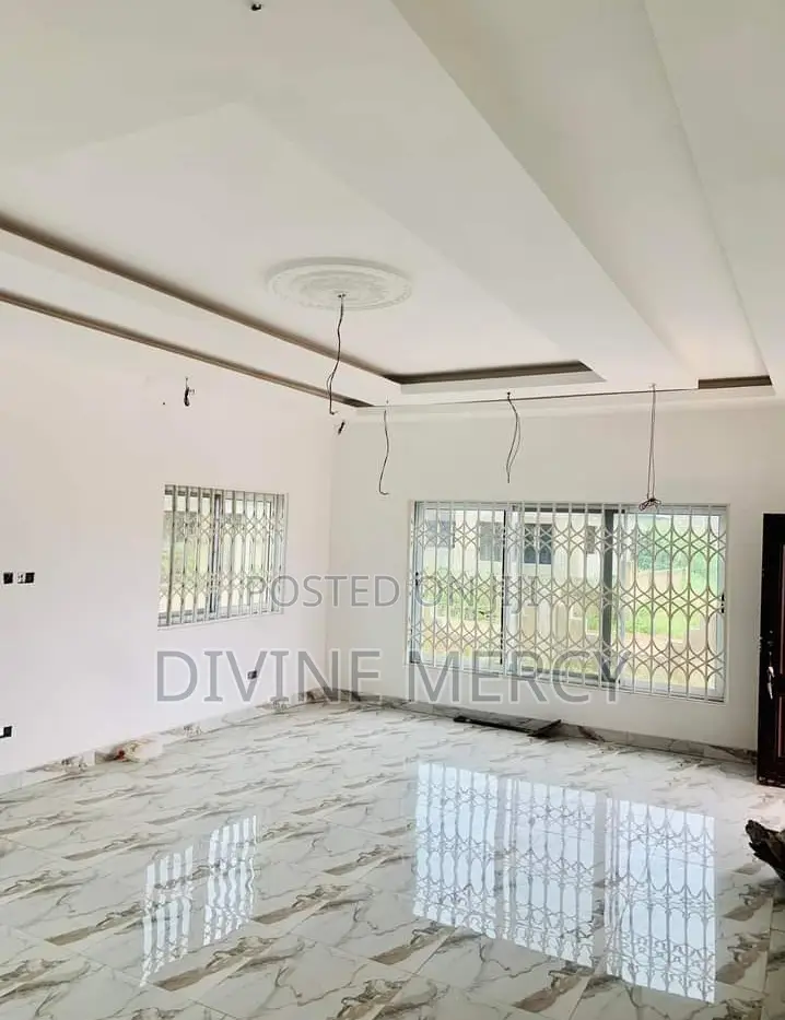 3bdrm Bungalow in Kasoa, Awutu Senya East Municipal for sale