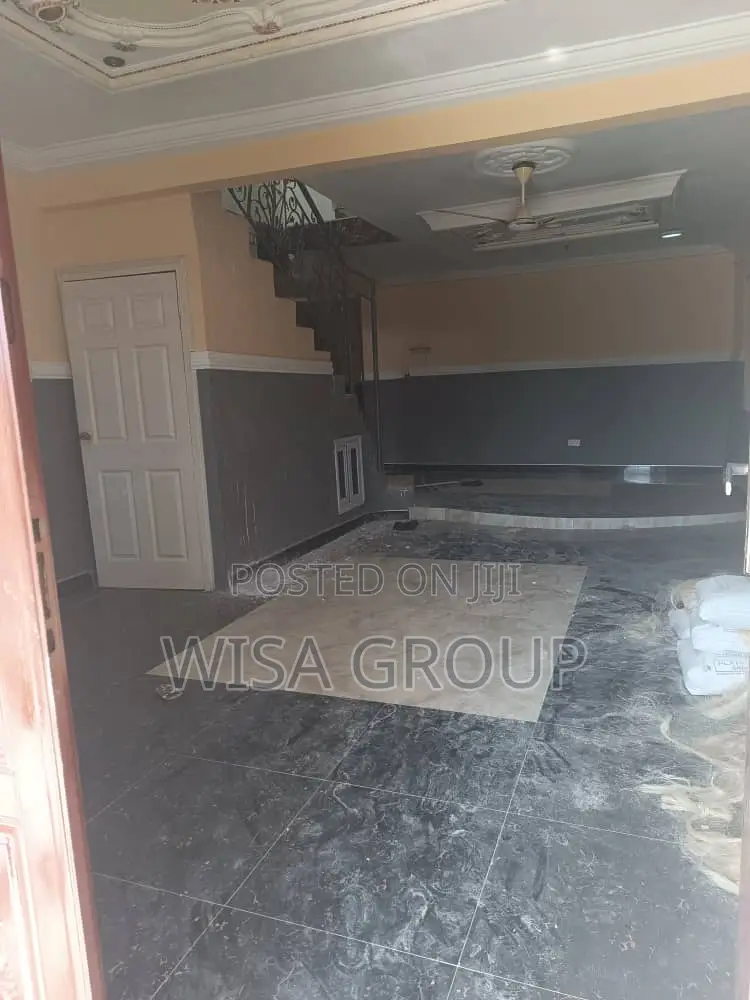 4bdrm Duplex in Wisa Groups, Accra Metropolitan for rent