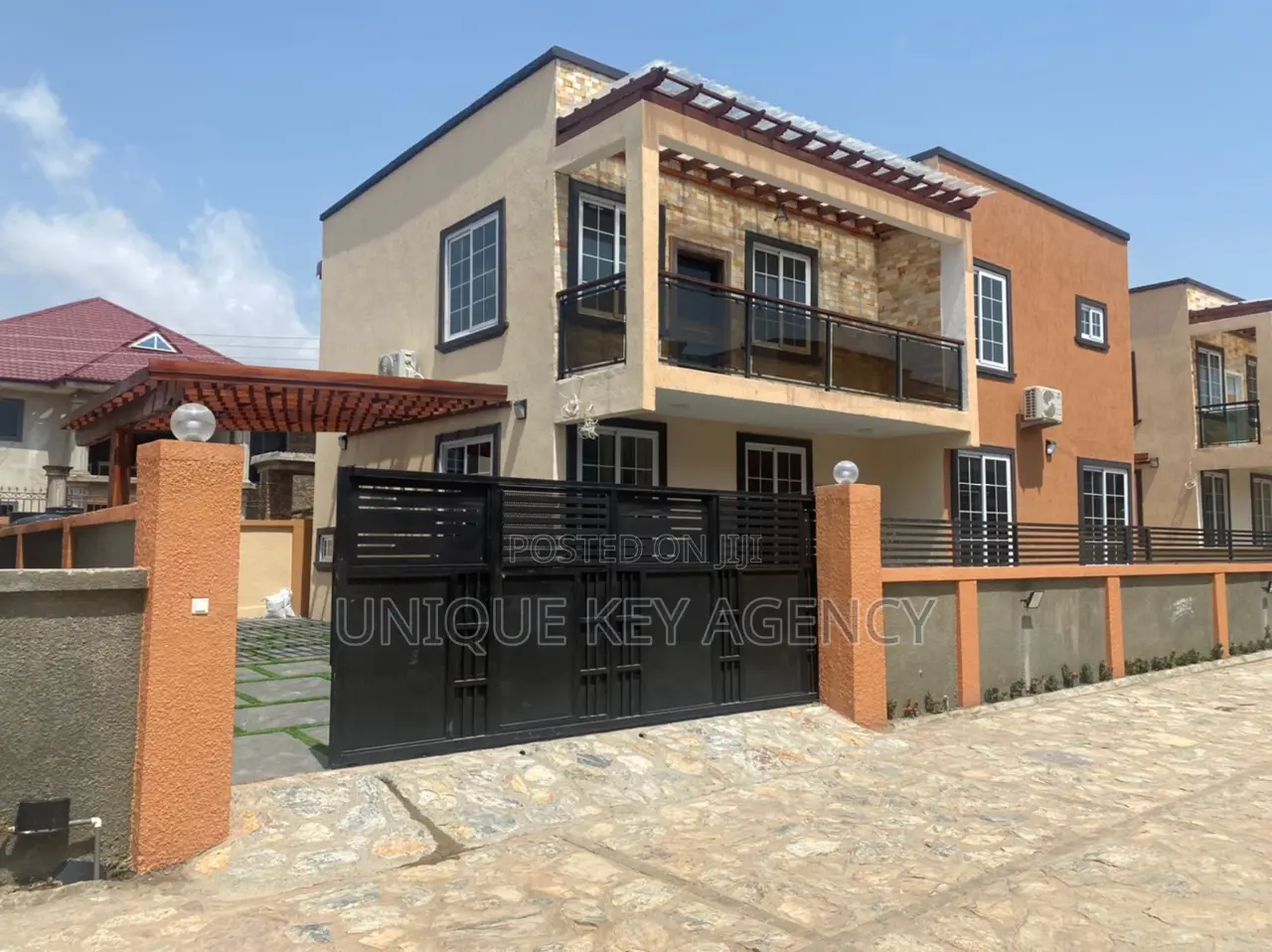 3bdrm House in Unique Key Agency, Airport Residential Area for rent