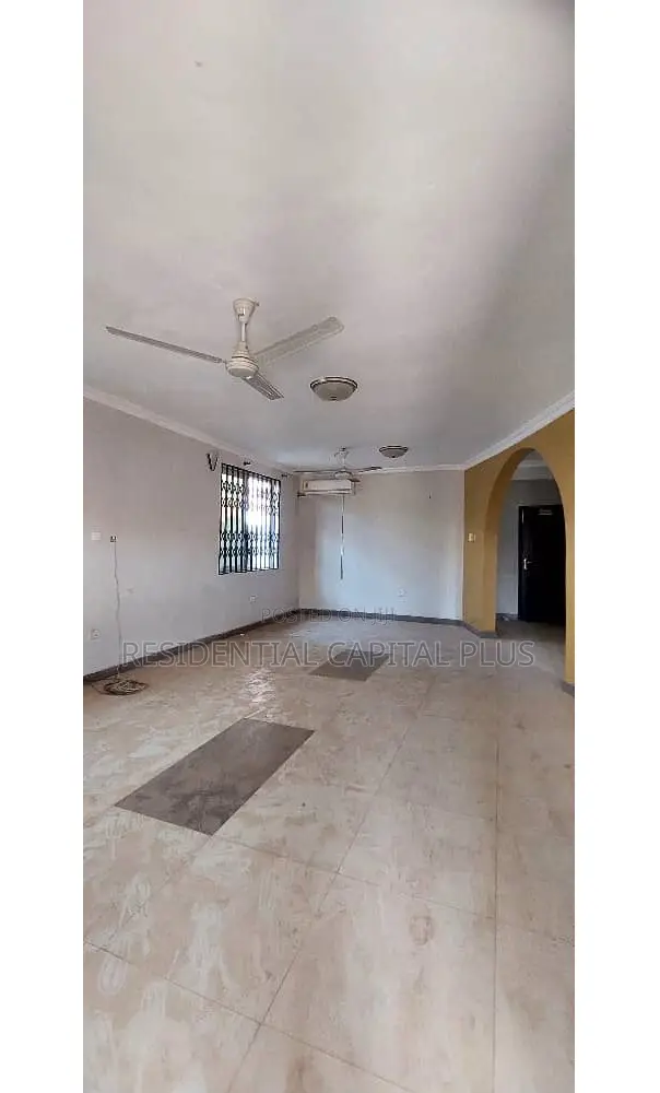 5bdrm Duplex in Baatsona Total for sale
