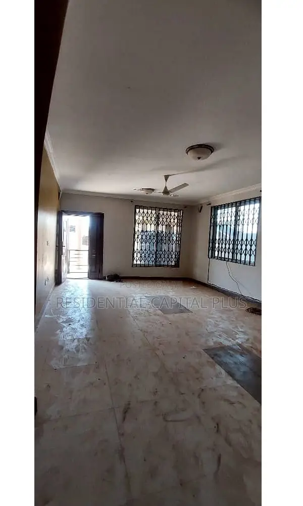 5bdrm Duplex in Baatsona Total for sale