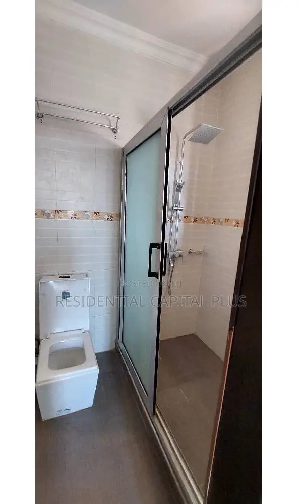 5bdrm Duplex in Baatsona Total for sale