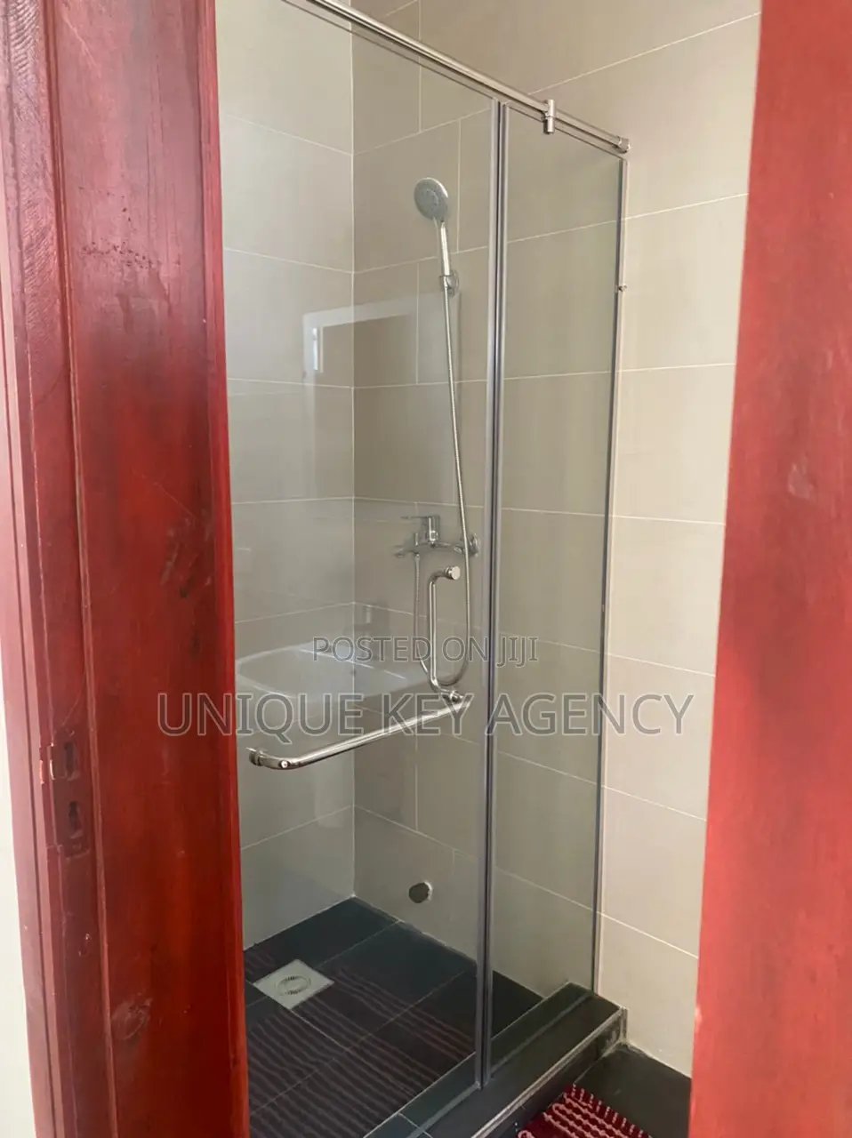 3bdrm House in Unique Key Agency, Airport Residential Area for rent