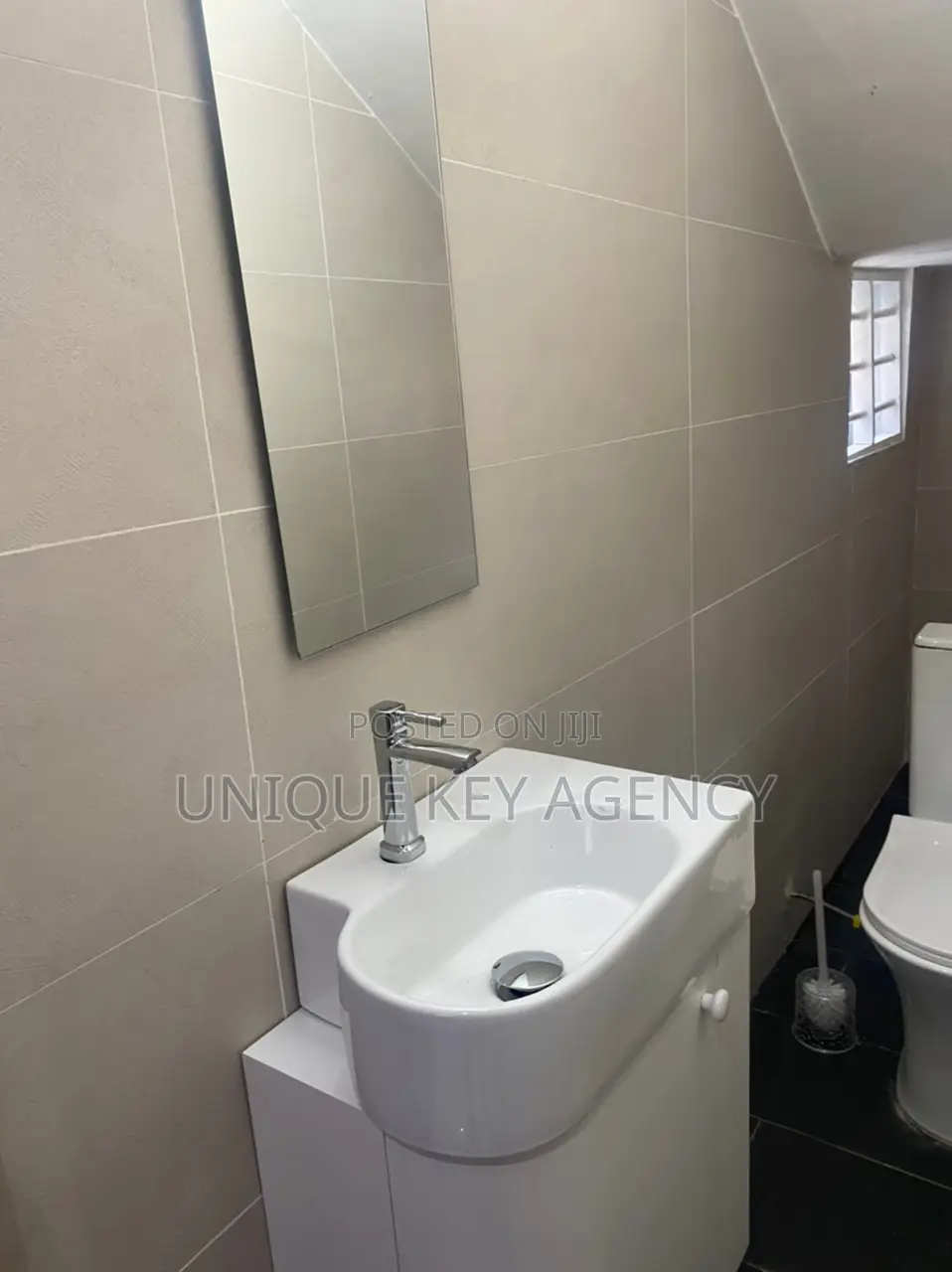 3bdrm House in Unique Key Agency, Airport Residential Area for rent
