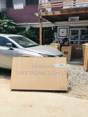 Glossy Qled Samsung Electric 65 Inches Q60C Black Tv