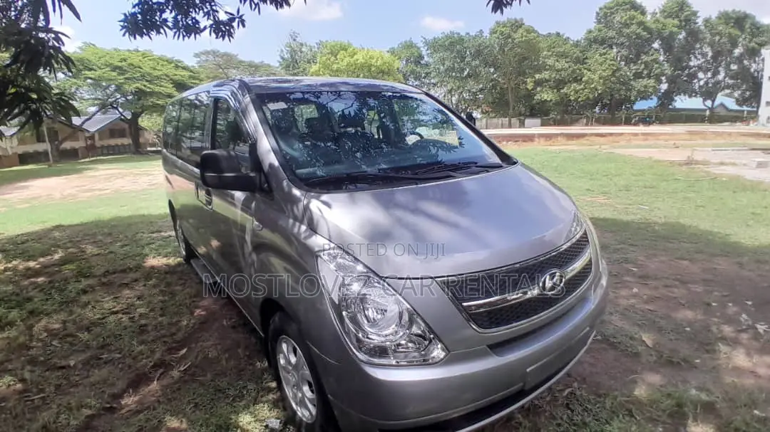 Car Rental-11 Seats Bus for Rent- Hyundai Bus