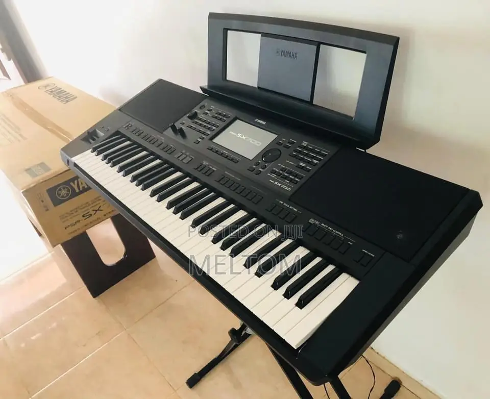 Yamaha PSR-Sx700 61keys Keyboard