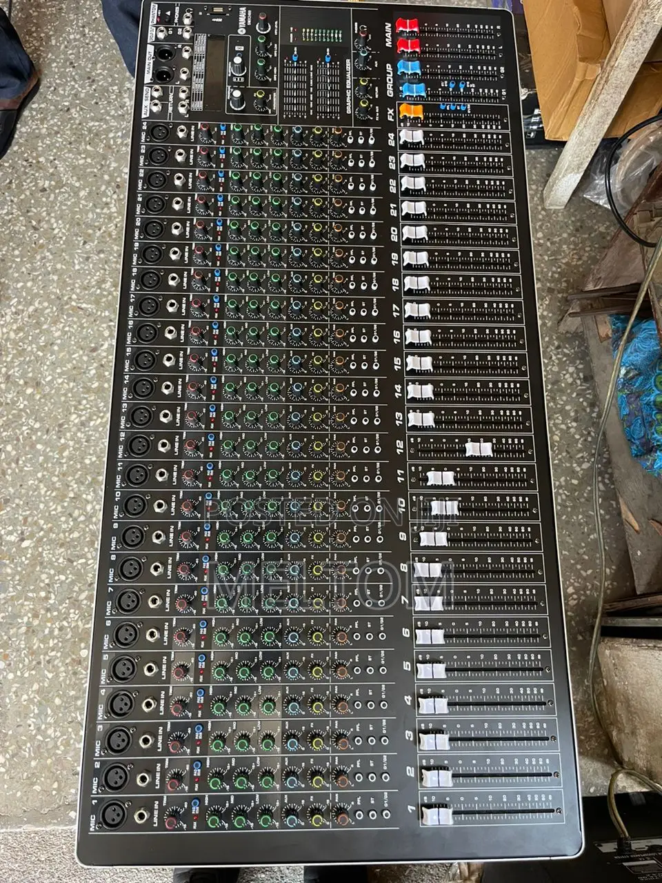 Yamaha Smx24 24channels Professional Audio Mixer