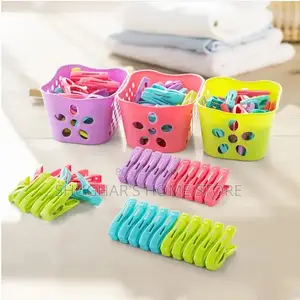 30pcs Plastic Clothes Pegs in a Basket