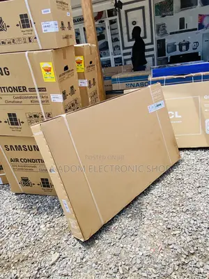 Sleek Design Samsung 65cu7000 65 Inch Crystal Uhd Tv.