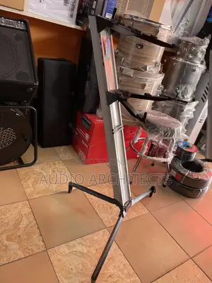 Stay Keyboard Stand