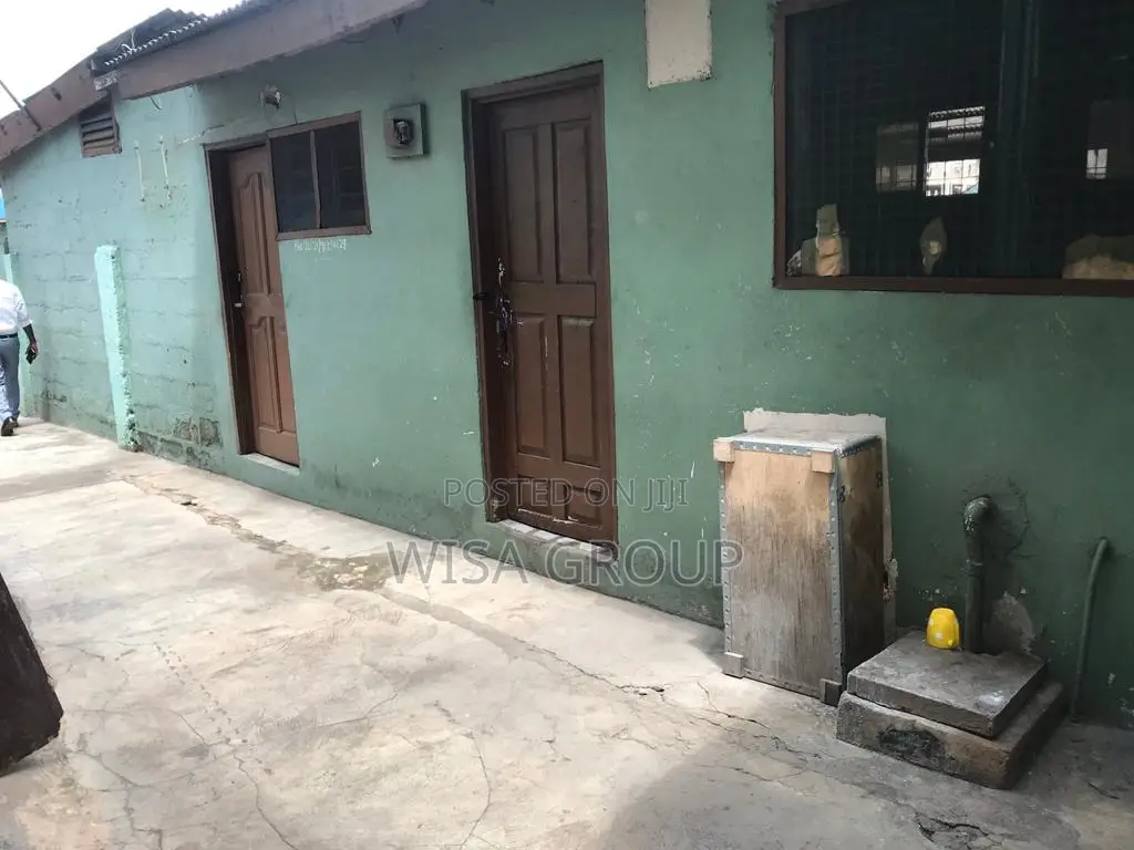 7bdrm Duplex in Wisa Groups, Accra Metropolitan for rent