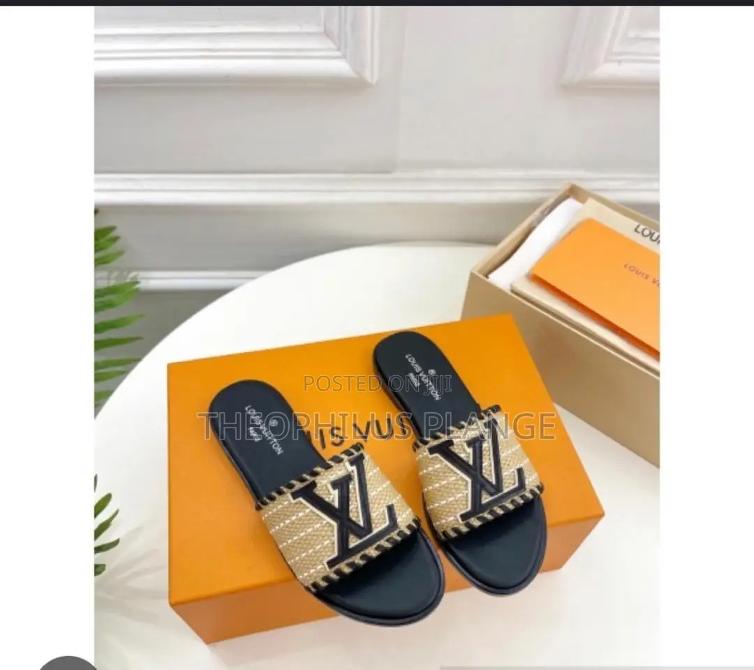 LV Ladies Slippers