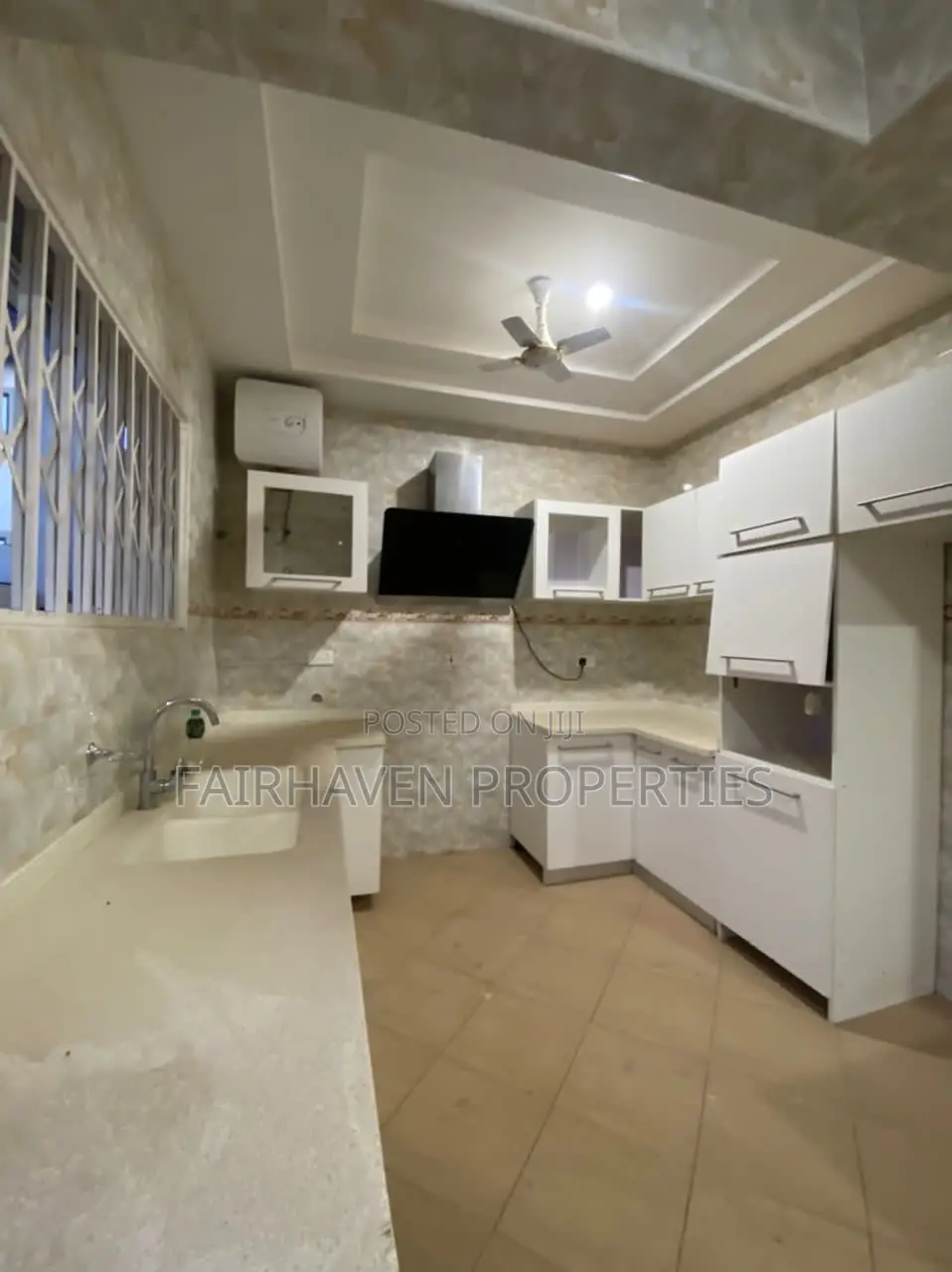 3bdrm House in Tseaddo, Airport Residential Area for rent