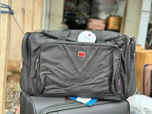 Omaya Duffel Traveling Bag Medium Size at Plbagsgh