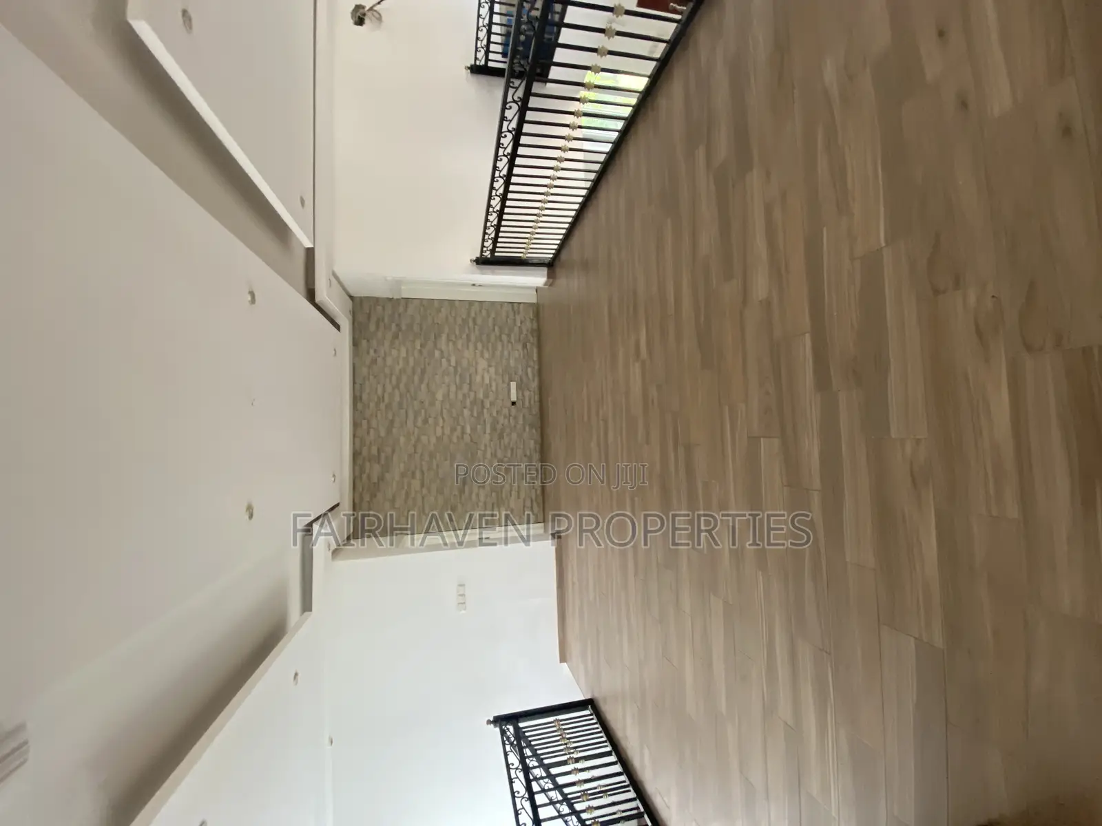 4bdrm Mansion in Tseaddo, Airport Residential Area for sale