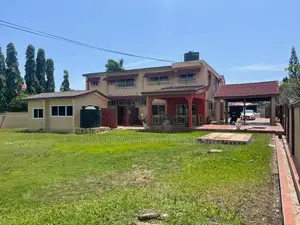 3bdrm House in East, Cantonments for rent