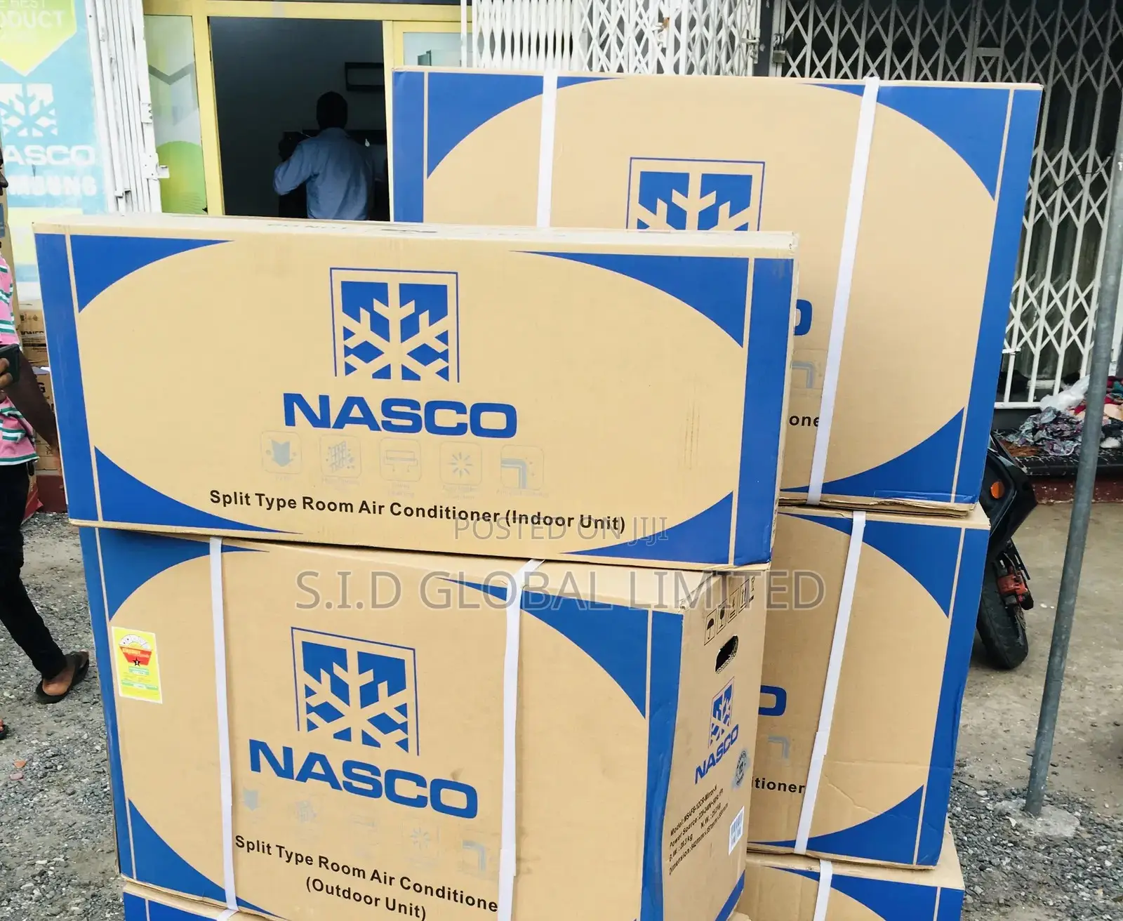 Brand New Nasco MSAFB-12CR 1.5HP Mirror Designed Split Air C