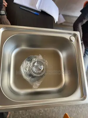 Single Bowl With No Arm