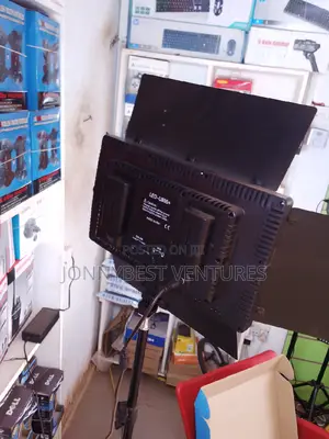 Brand New Chargeable Studio Video Camera Light