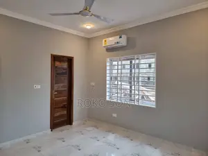 2bdrm Apartment in Dr Roko, Lapaz for rent